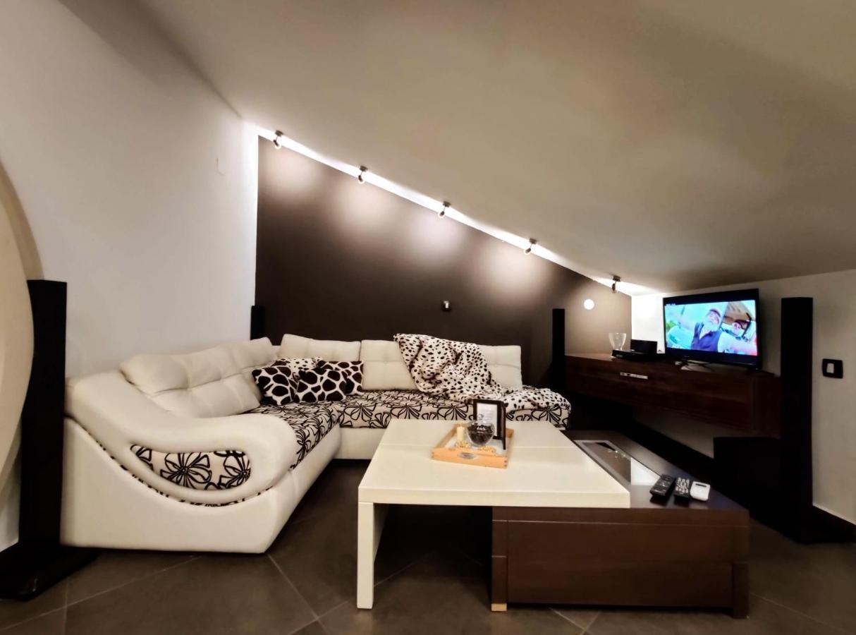 Sky Apartments Special Strumica Zewnętrze zdjęcie